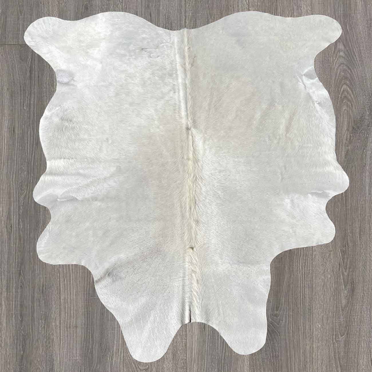 Creamy White Cowhide Rug B8112C Cowhides International